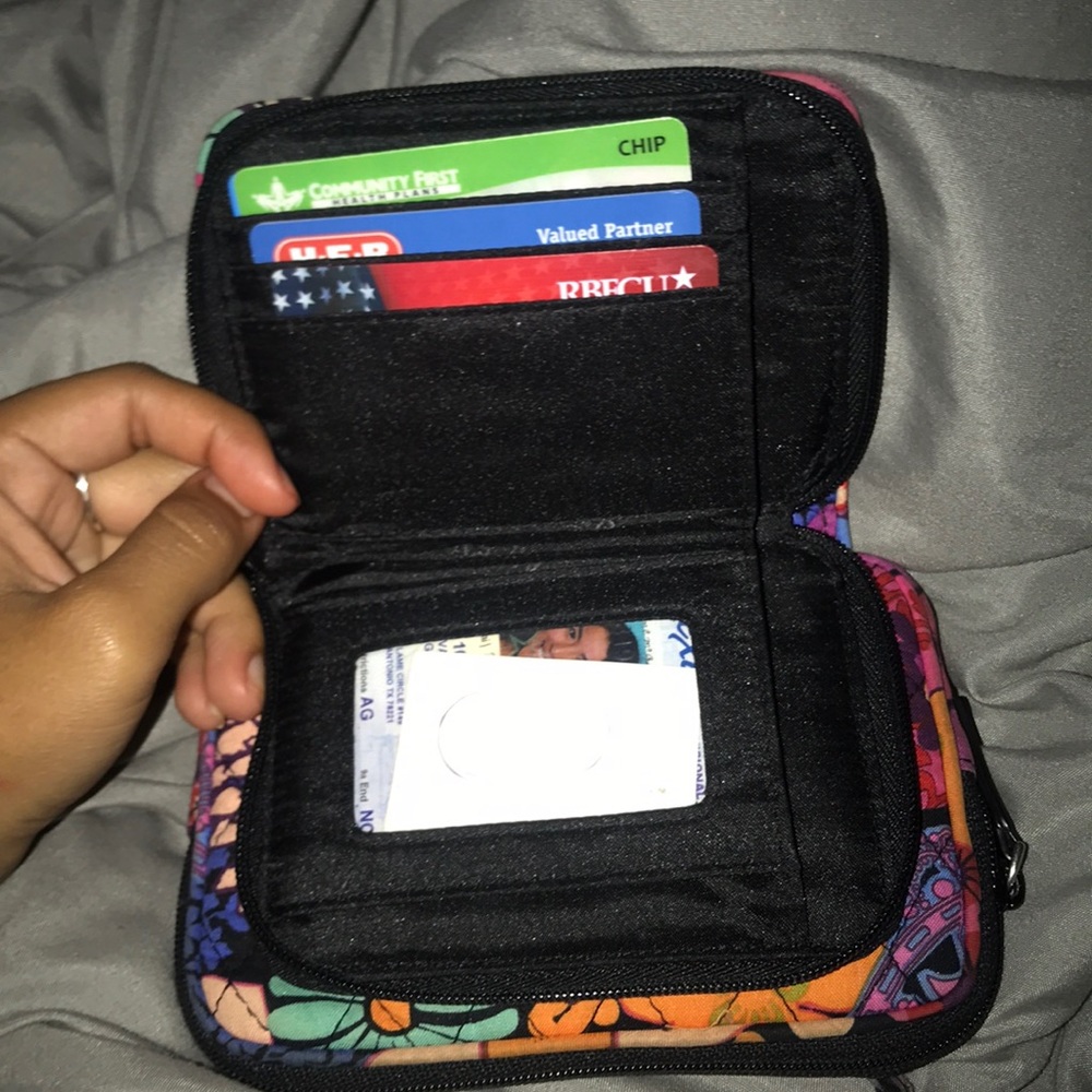 Wallet - Picture 4 of 6